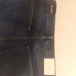 NWT True Religion Jenny curvy